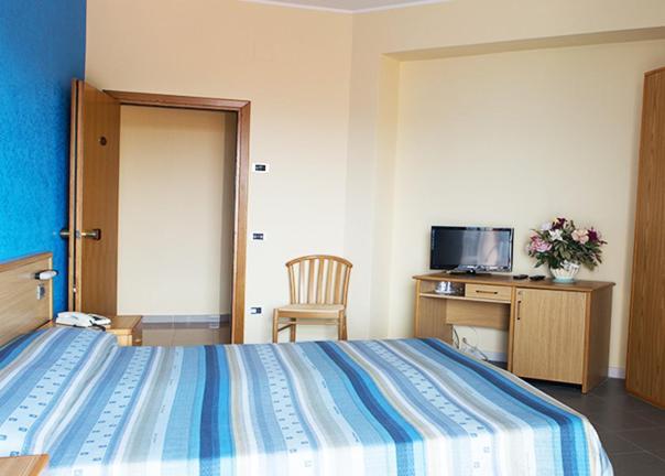 Hotel Parthenius Cirella Di Diamante Екстер'єр фото